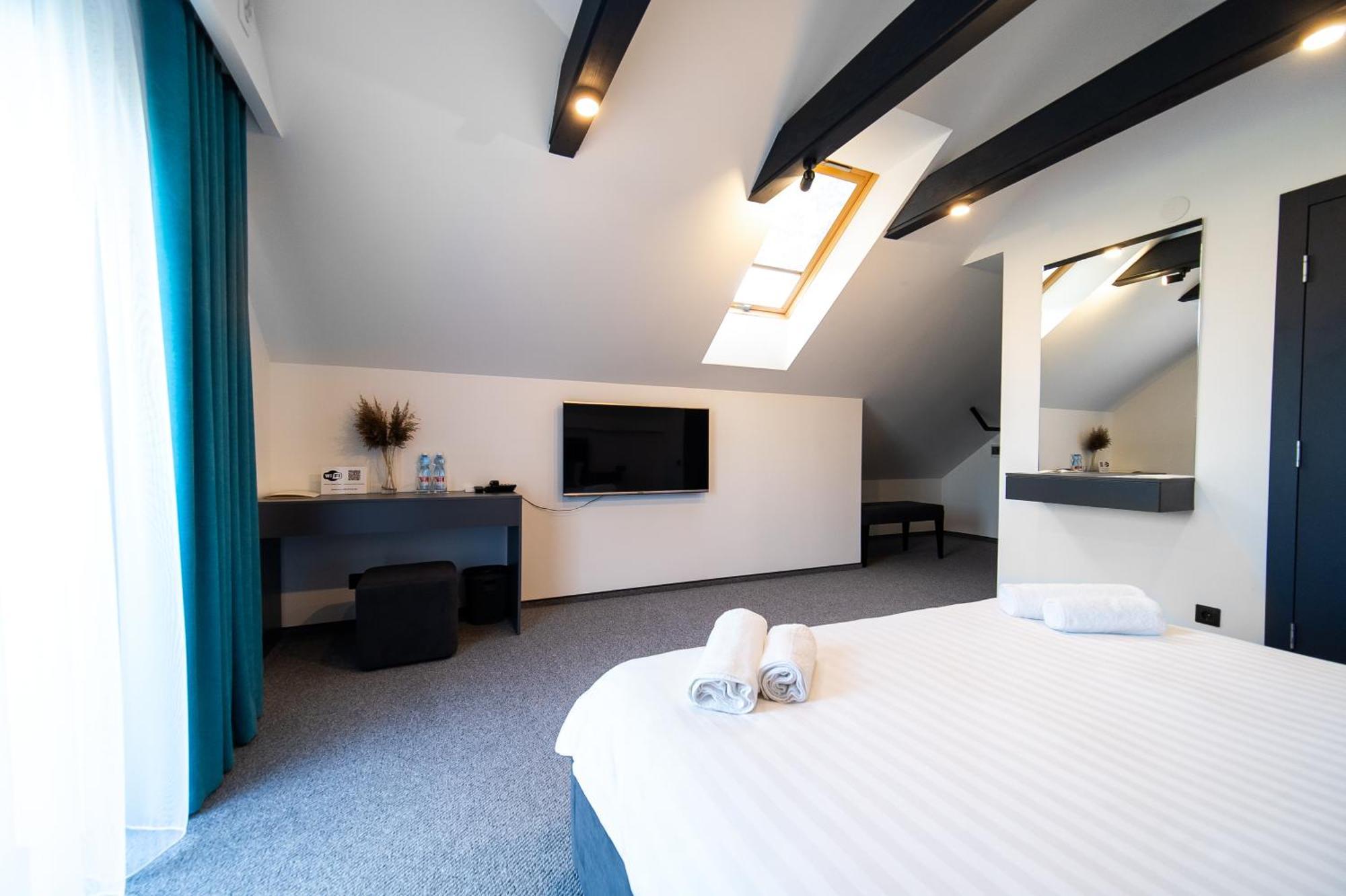 Royal Wood Hotel Rokytne  Εξωτερικό φωτογραφία