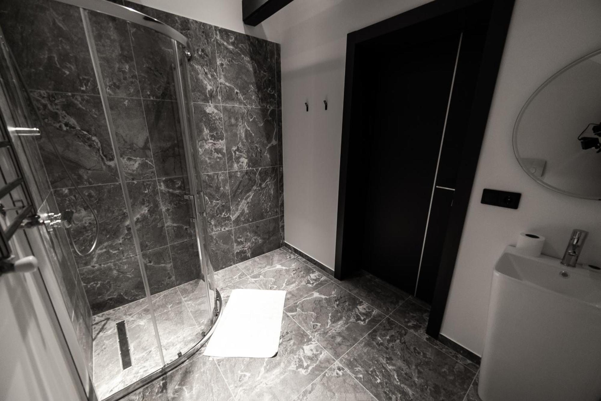 Royal Wood Hotel Rokytne  Εξωτερικό φωτογραφία
