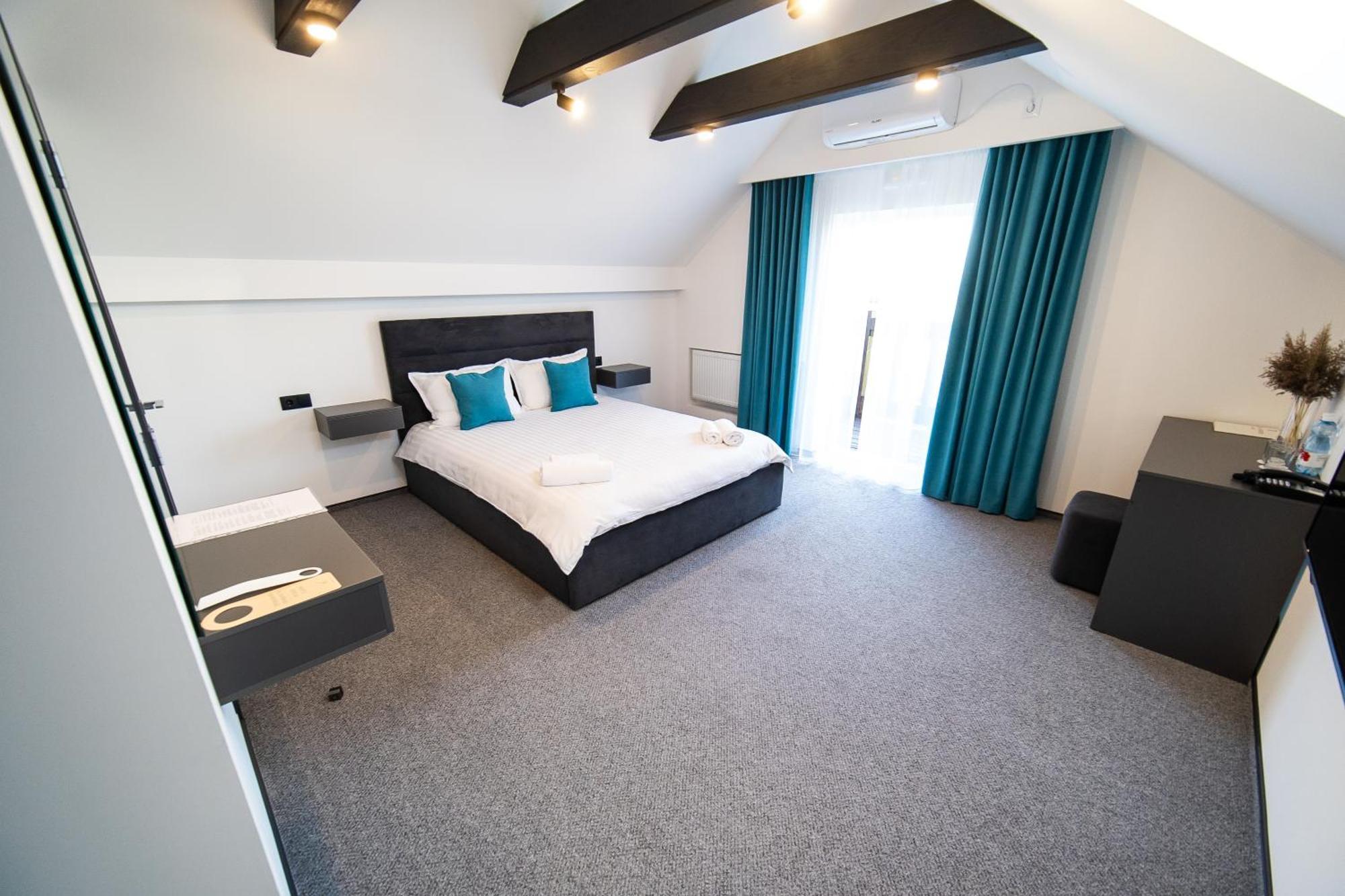 Royal Wood Hotel Rokytne  Εξωτερικό φωτογραφία