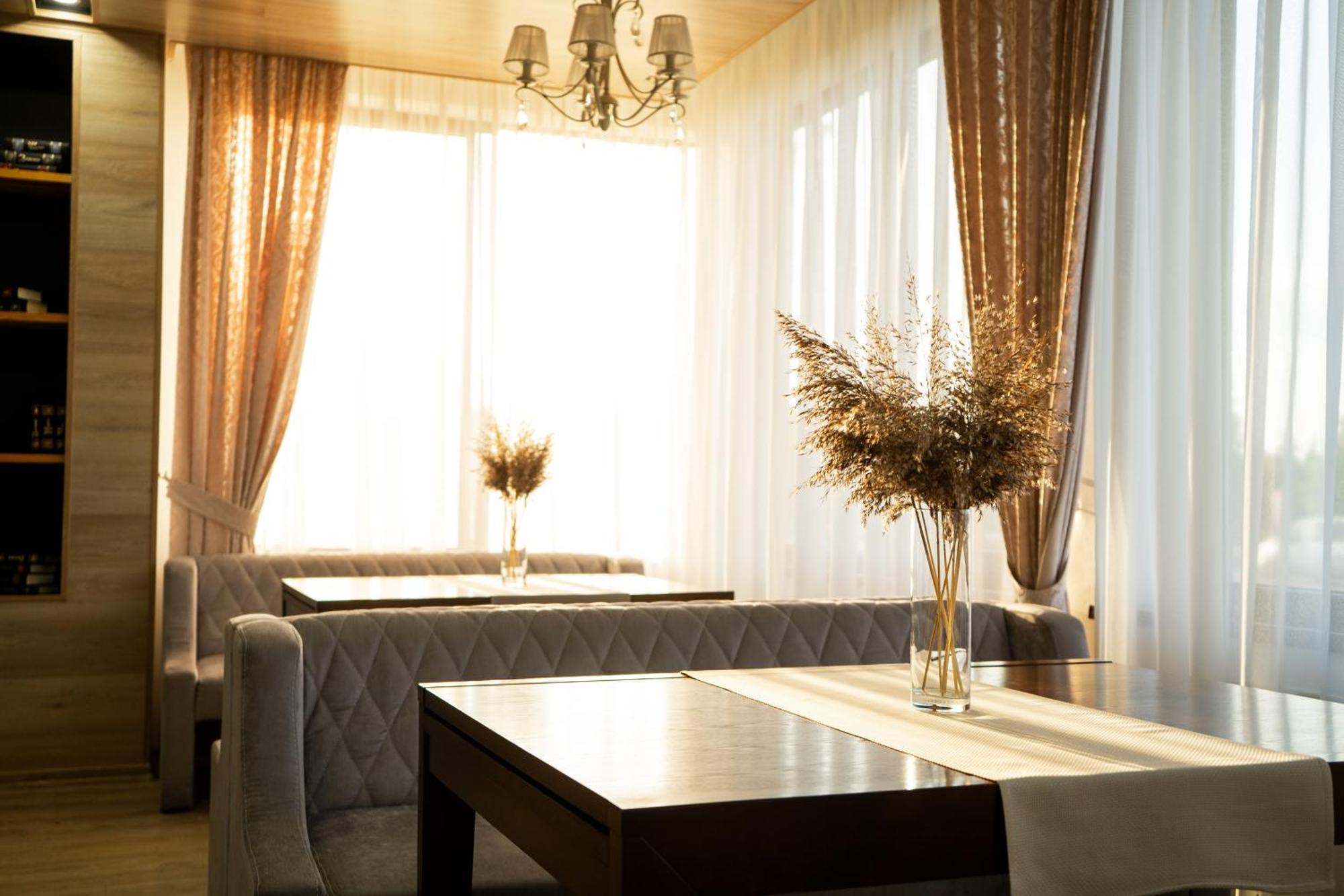 Royal Wood Hotel Rokytne  Εξωτερικό φωτογραφία